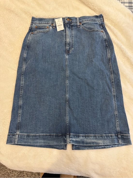 J. Crew Dresses & Skirts - NWT J Crew Classic Blue Denim Pencil Skirt - Women's size 8